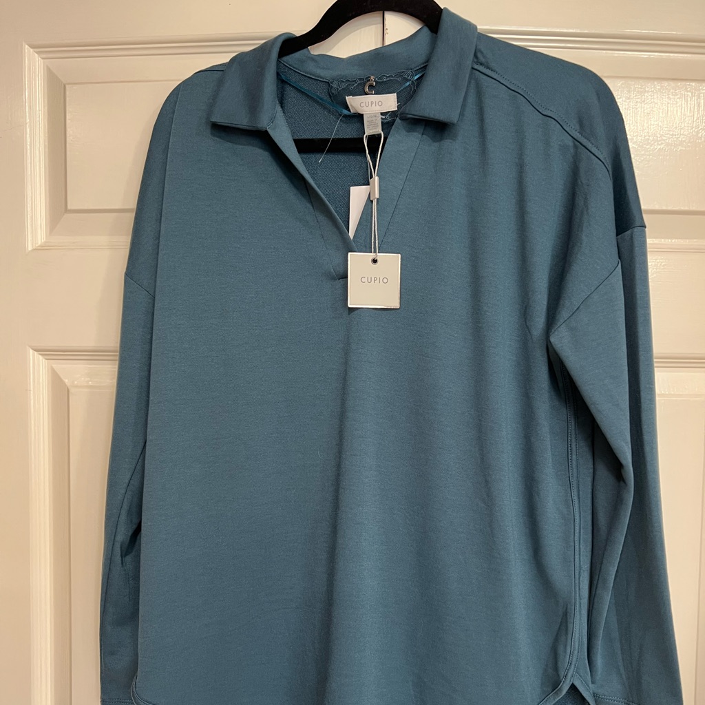 Cupio Women's Long Sleeve V-Neck Collared Blouse Size Large Nwt